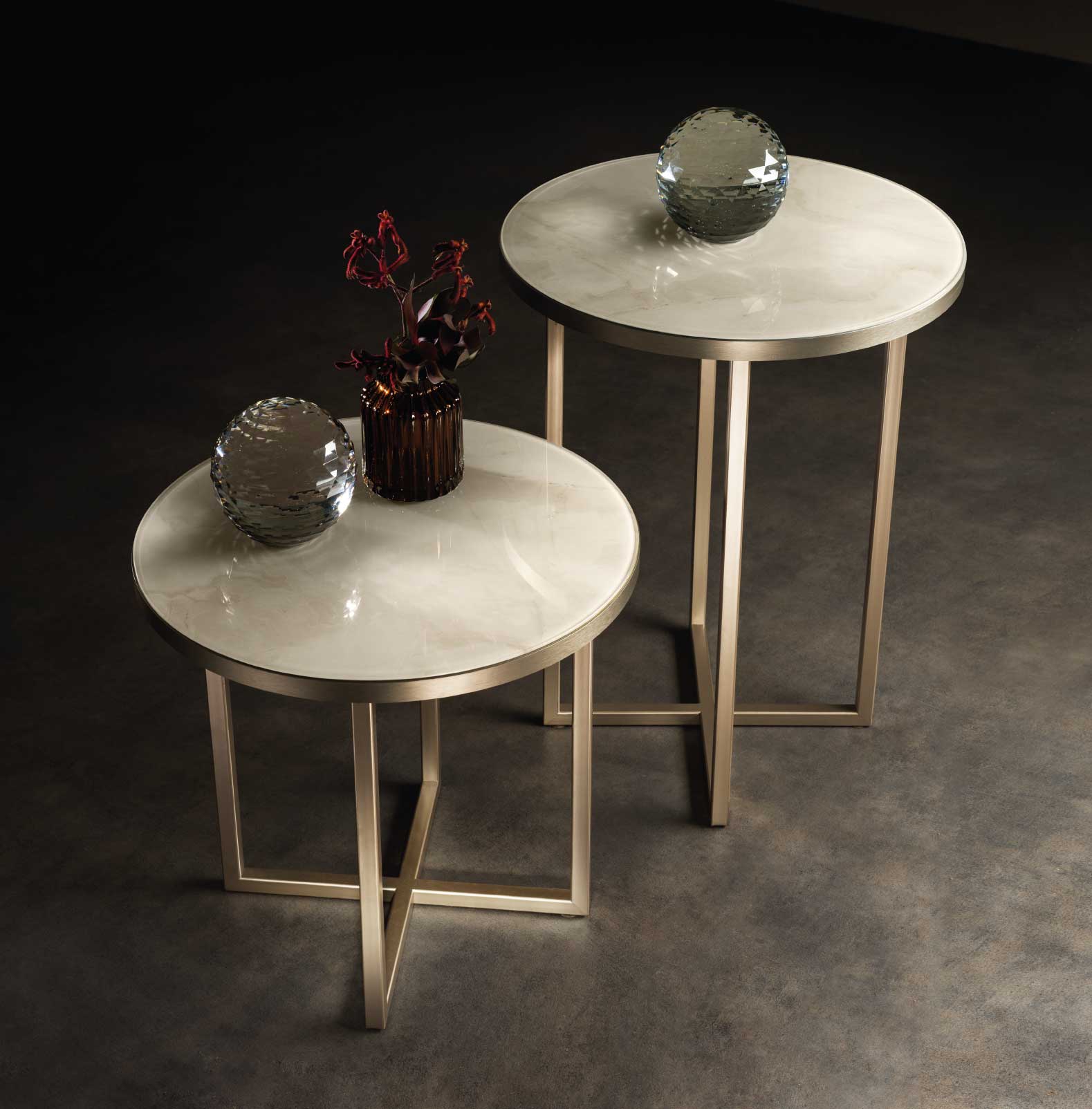 Luce Light Italian Living Room Furniture - Gallery Image 1