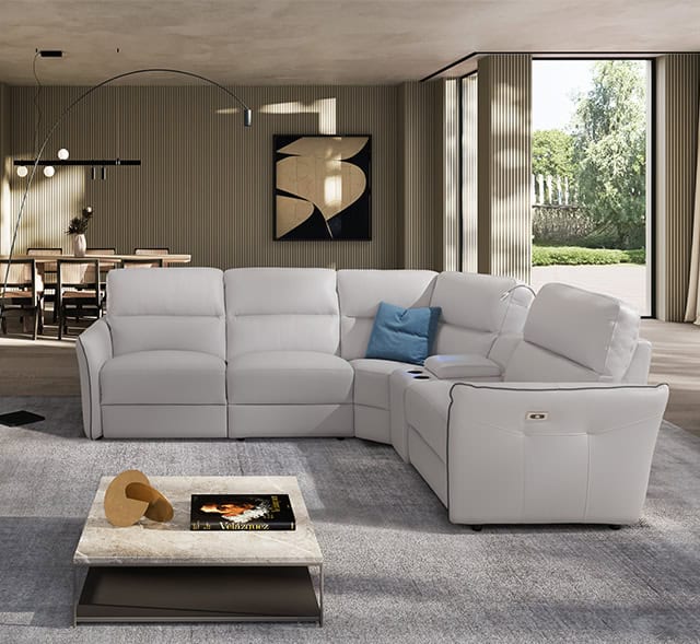 Appeal Italian Sofa - Gallery Image 4