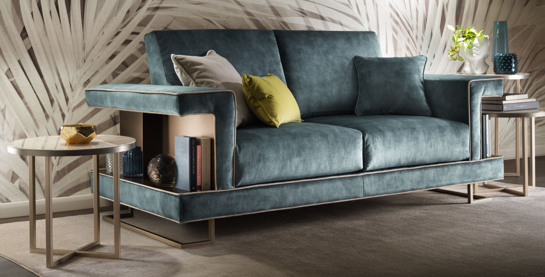 Luce Light Italian Living Room Furniture - Gallery Image 3