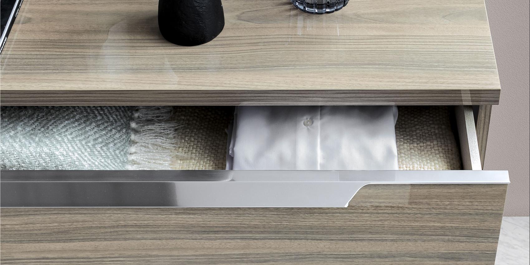 Kroma Drawer Chrome Handle Wood Grain Close Up