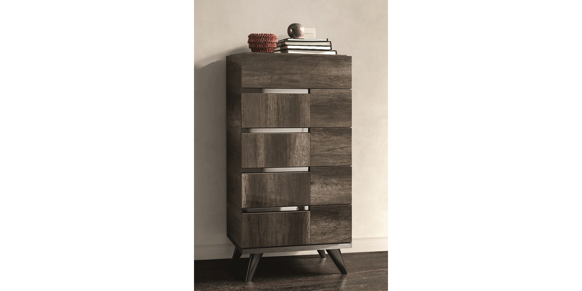 Medea wardrobe exterior view - Italian bedroom furniture