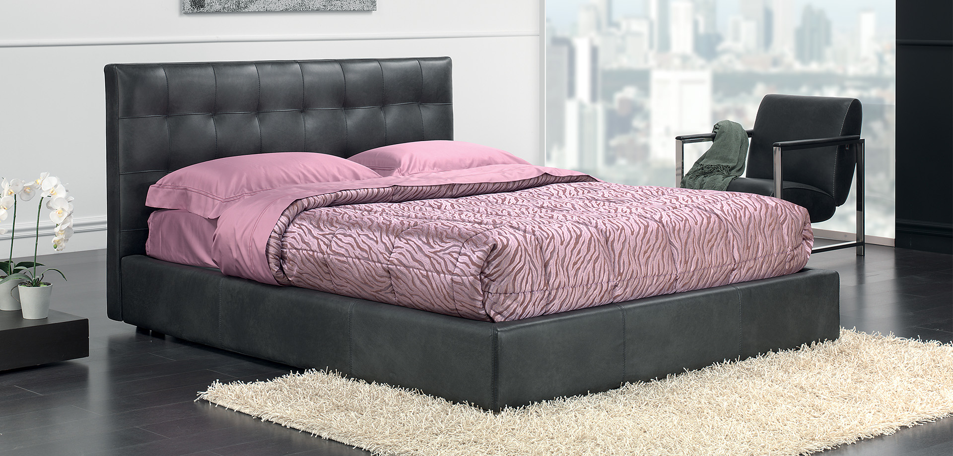 Bridge Italian Bed - Gallery Image 2