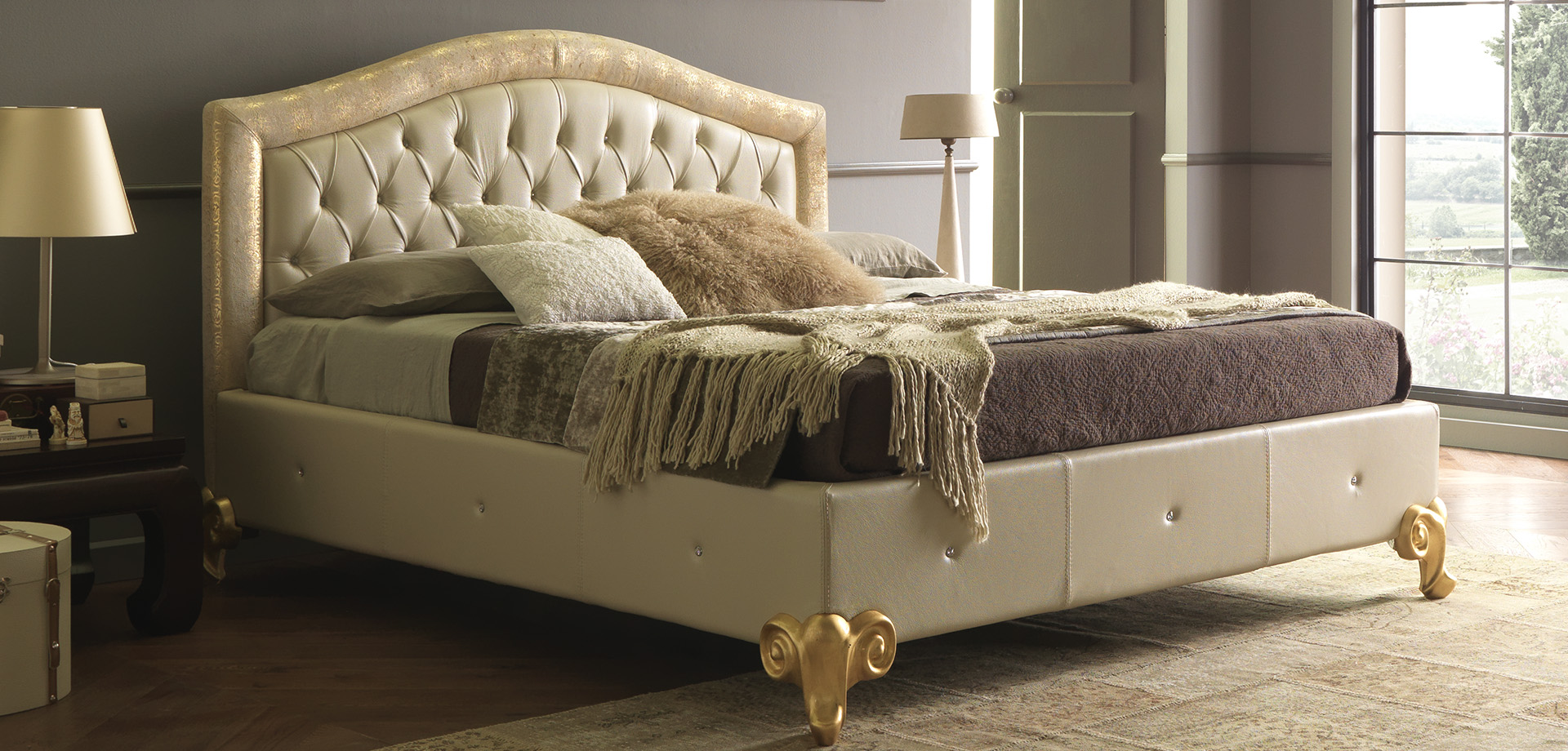 Etro Italian Bed - Gallery Image 4