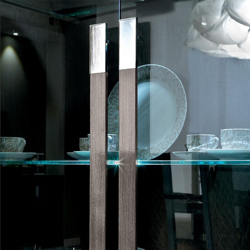 Platinum Surface Lacquer Finish Detail Close Up