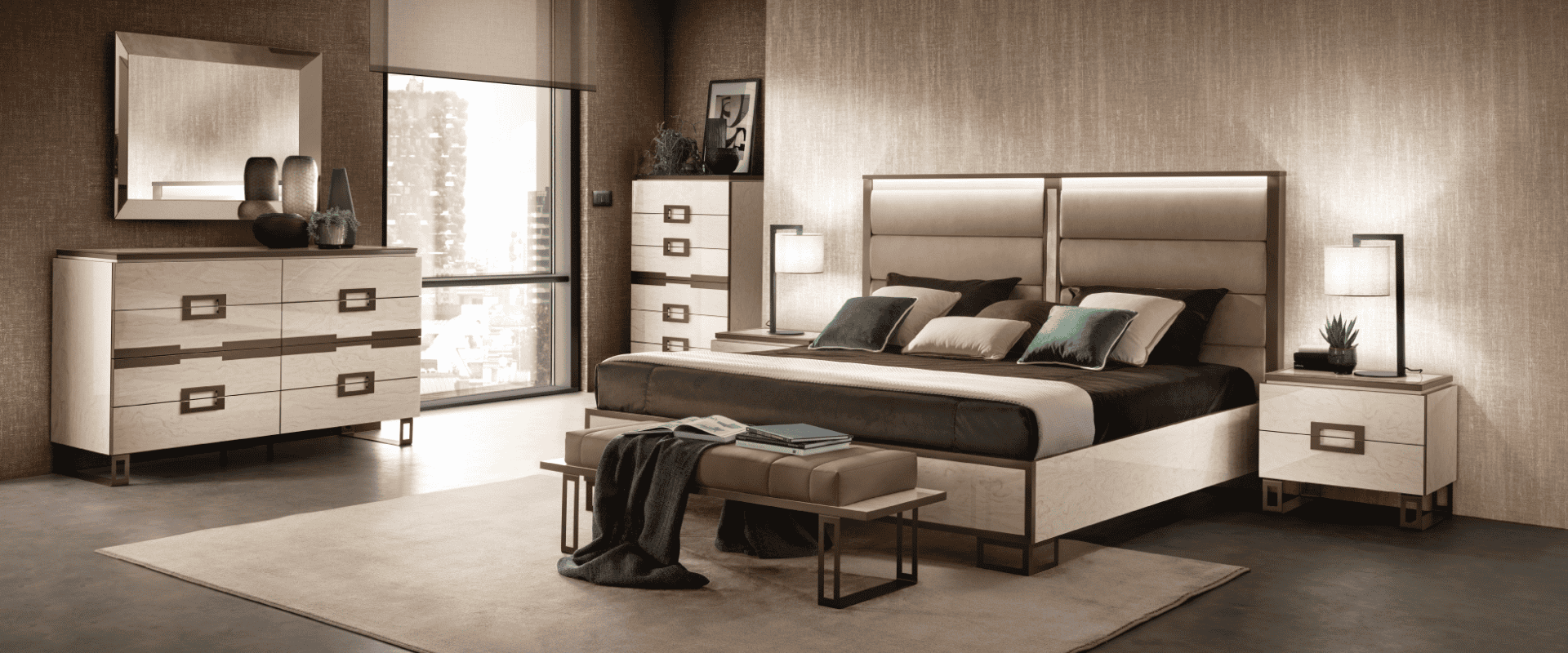 Poesia Italian Bedroom Furniture - Gallery Image 16