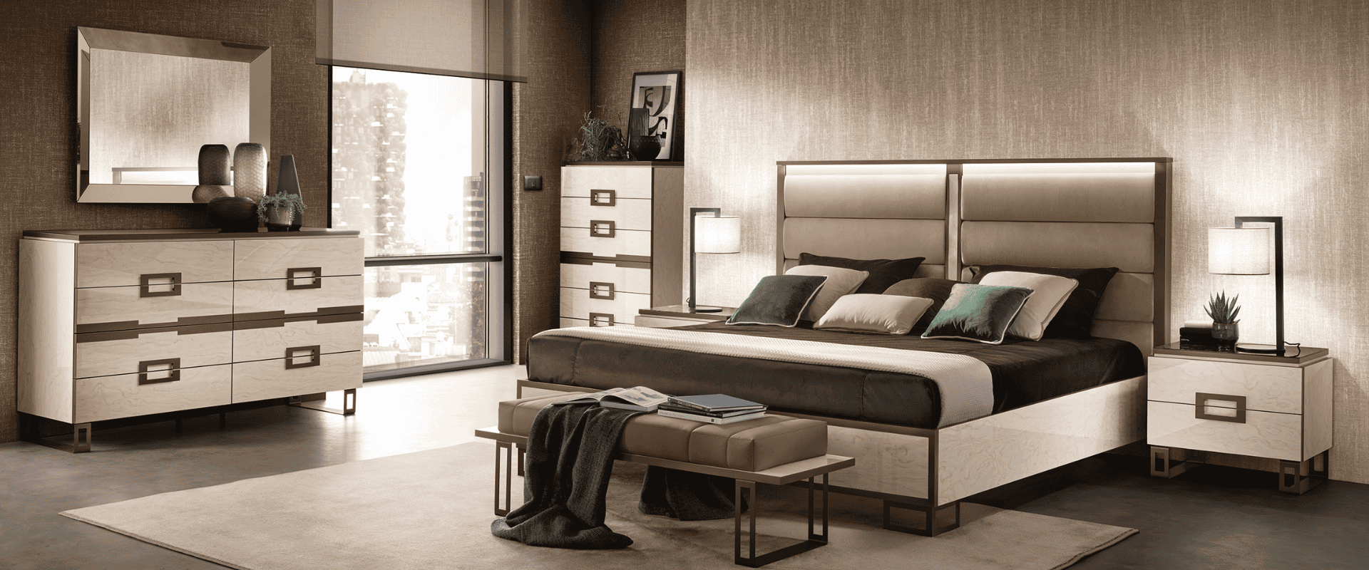 Poesia Italian Bedroom Furniture - Gallery Image 12