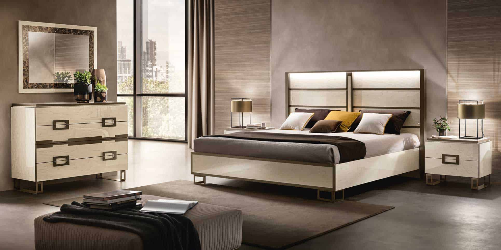 Poesia Italian Bedroom Furniture - Gallery Image 11
