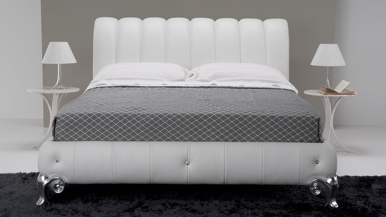 Venus Italian Bed - Gallery Image 4