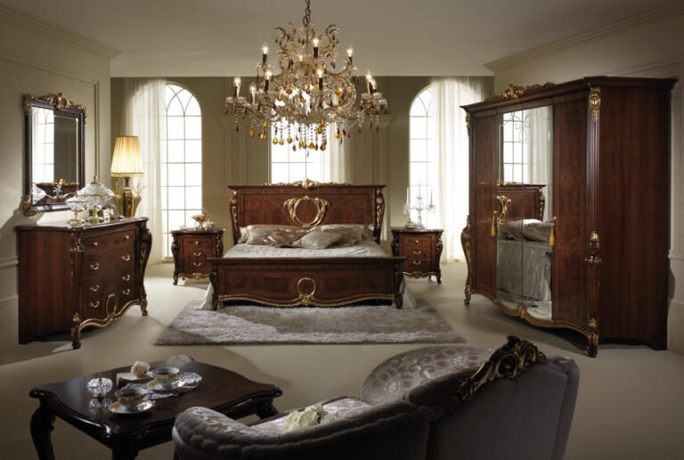 Donatello Italian bedroom bedroom furniture set, crafted by Arredoclassic.