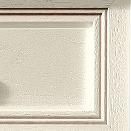 Fantasia dining finish Bianco Antico (warm distressed ivory) by Camelgroup